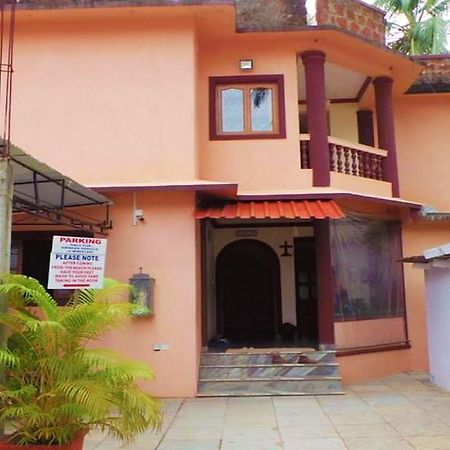 Henry'S Place Hotel Calangute Exterior photo